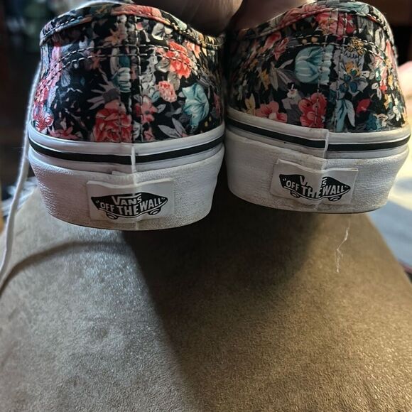 Vans Shoes Womens 7 Mens 5.5 Multi Floral Black Dark Flowers Lace Up Low Top - Picture 3 of 9